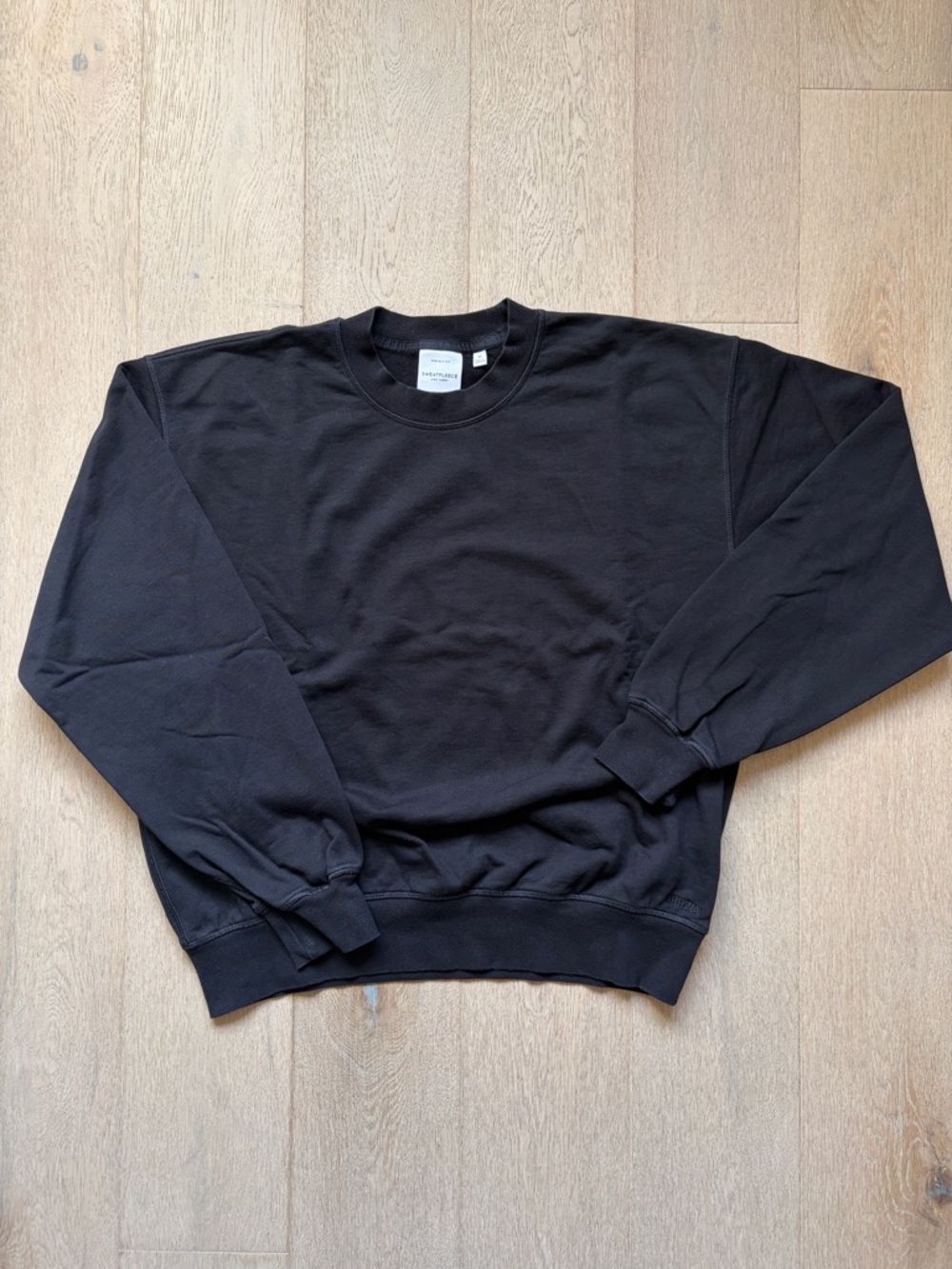 GUC aritzia sweatfleece boyfriend fit black size M terry fleece